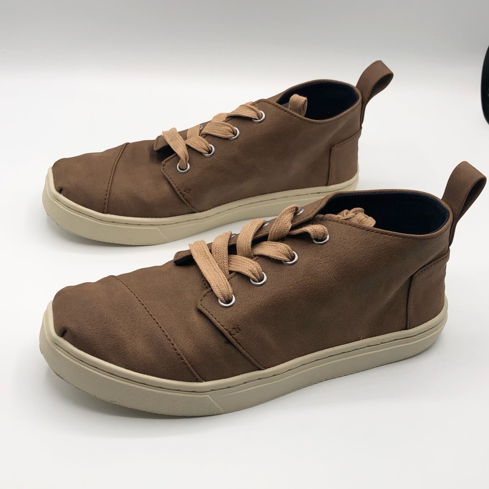 Toms Brown Lace Up Kid’s Sneaker - Size 5 Youth